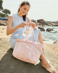 15.6"  lightweight Women's travel totes for School & Seaside