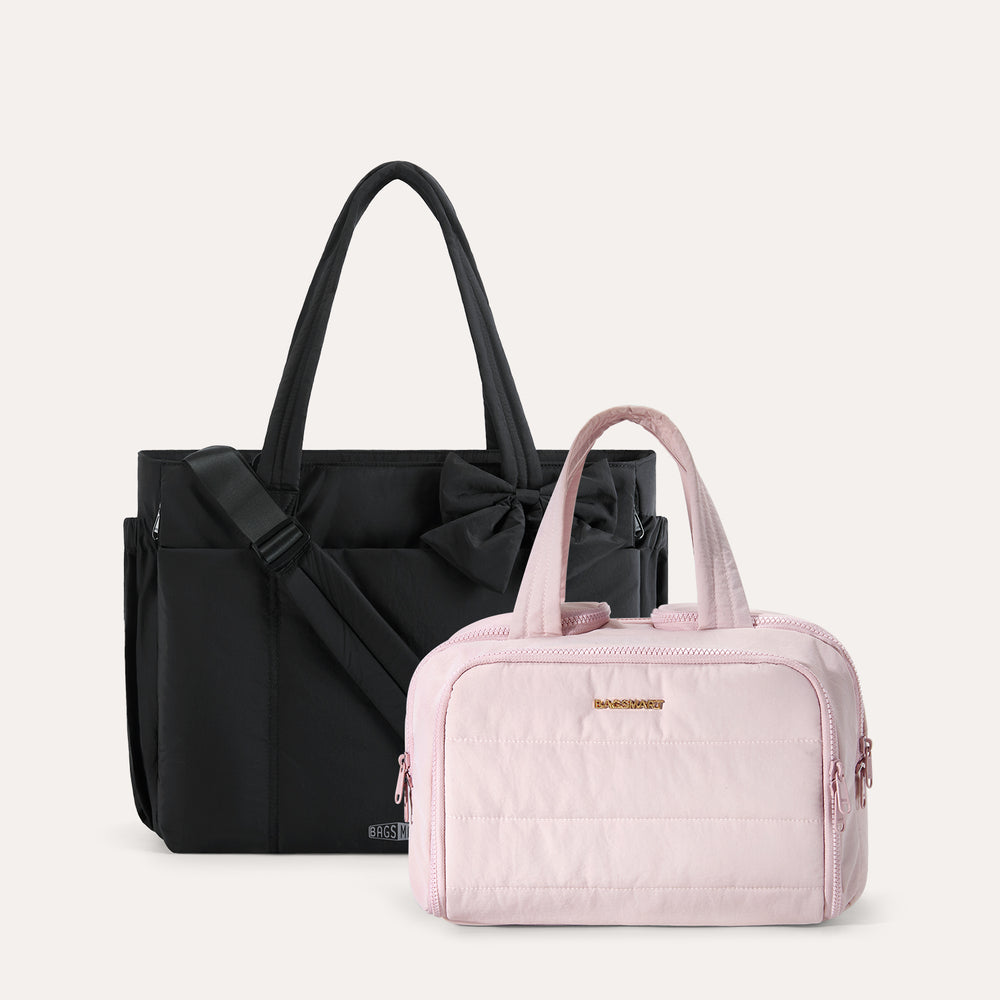 Mélange de sacs fourre-tout et d'essentiels 2