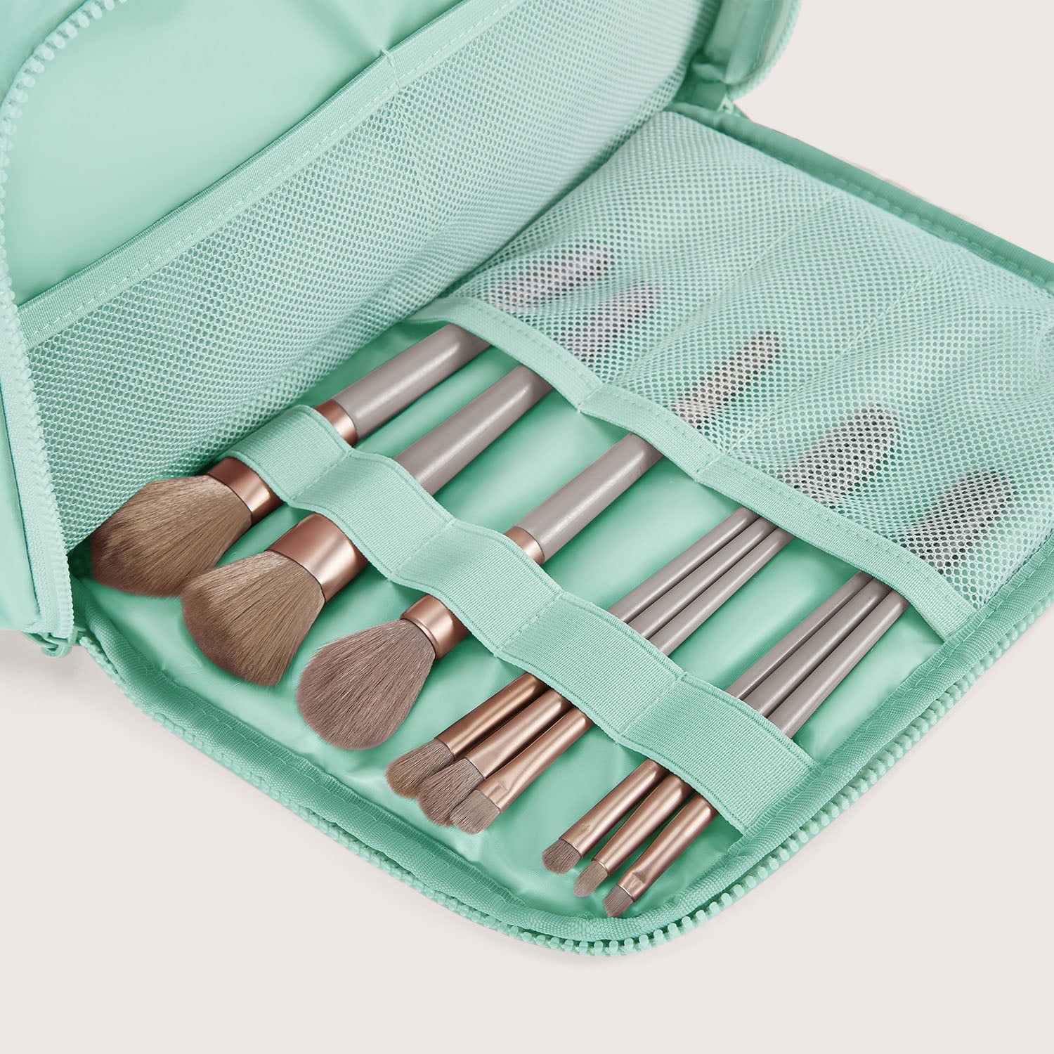 Trousse de toilette multifonctionnelle Zora Spacesaver 4 en 1 Puffy 