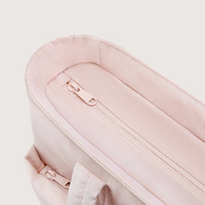 Crush_26L_Tote_with_Top_zipper_pocket_for_quick_access_to_essentials-in-pink