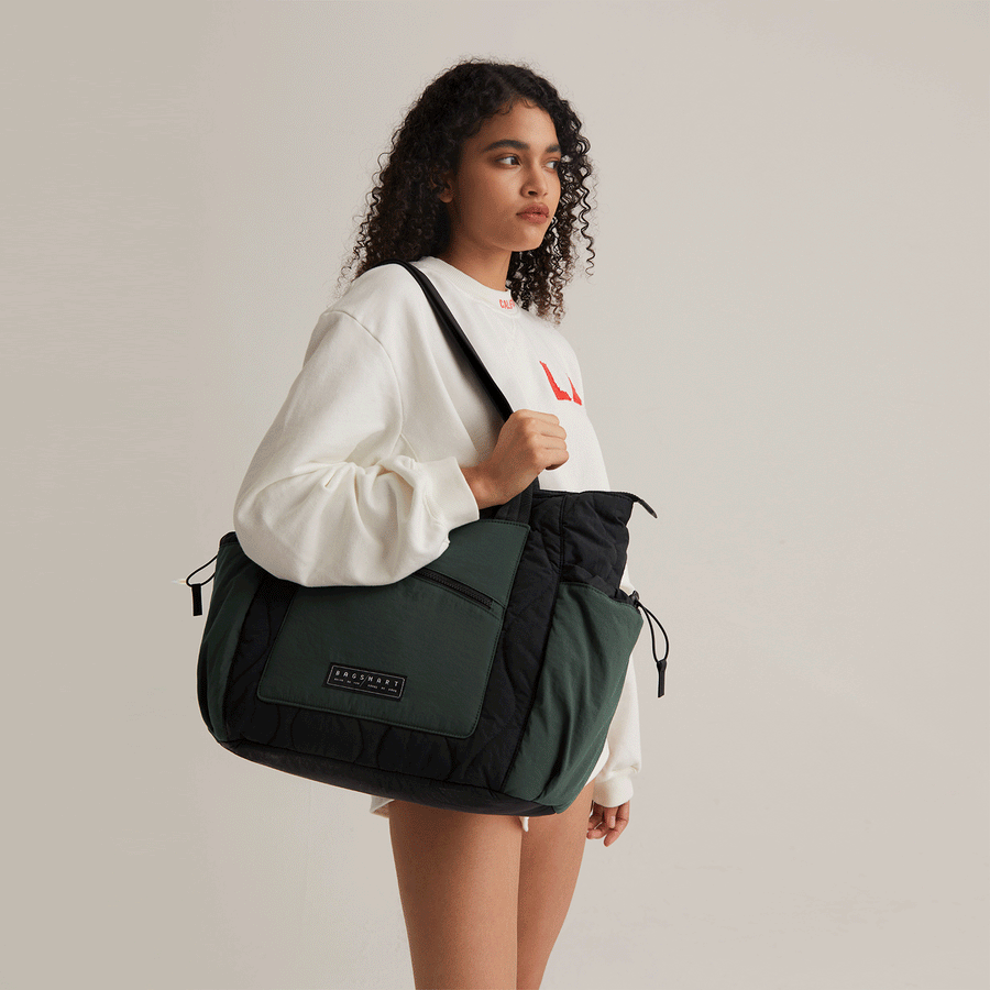 Vega 23L Featherlight Tote Bag - BAGSMART