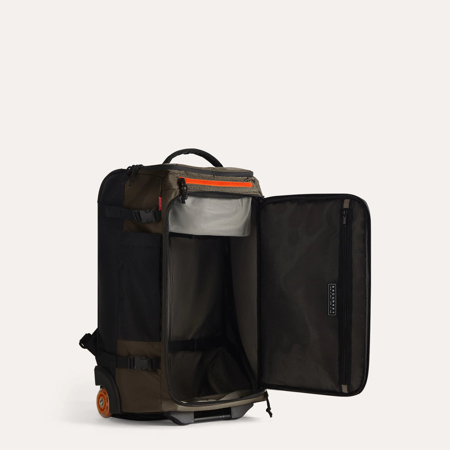 blast-43l-roller-backpack-in-cedar